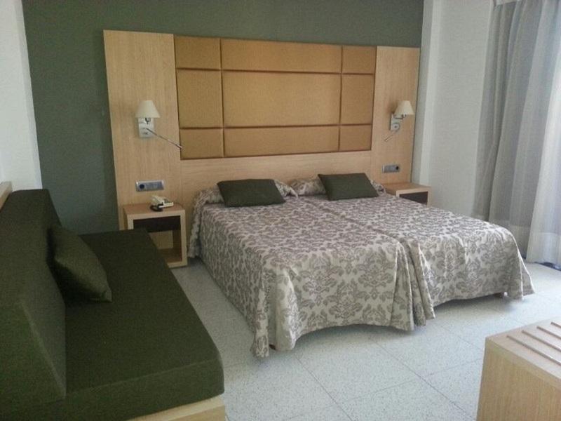Hotel Talayot Cala'N Blanes  Esterno foto